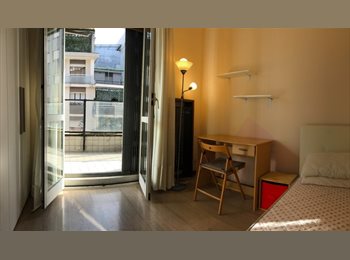 Roomgo IT - Single room in attic+terrace M1-M2 Wagner/stAgostino, Navigli - Ticinese - Pta Genova - Lorenteggio - € 600 al mese
