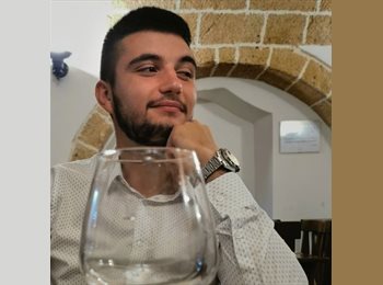 Roomgo IT - Luca - 21 - Roma