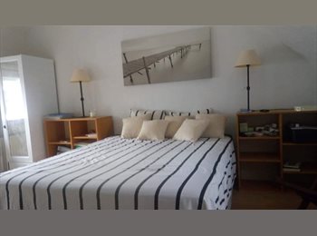 Appartager LU - Belair double bedroom in rooftop 2 bedroom furnished apartment, Luxembourg - 900 € / Mois