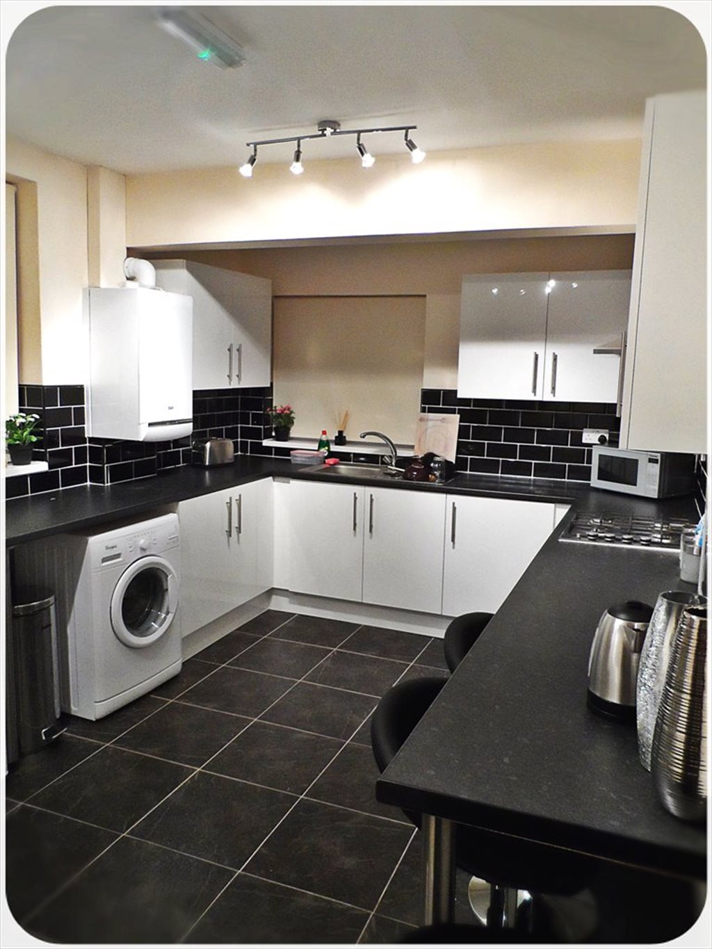 Room to rent in Tickhill Square, Denaby Main Double EnSuite and