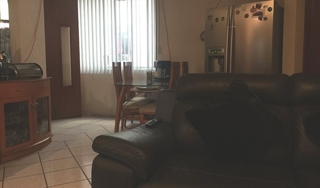 Linda habitación independiente - Calle de Francisco Díaz Covarrubias