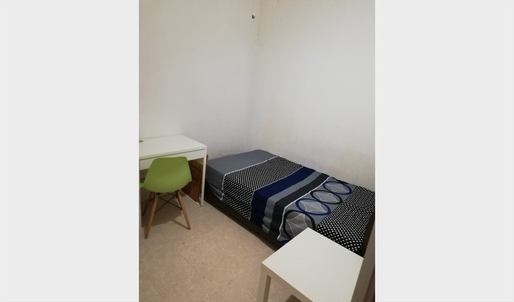 Room for rent in Jurong West Central 3, Jurong West Room rent in the