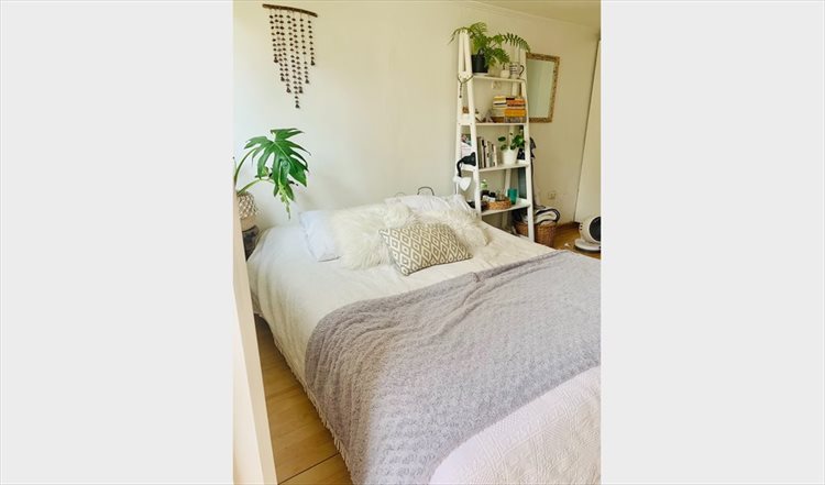 Pieza en arriendo en Juan de Escaray, Vitacura - Se arrienda pieza