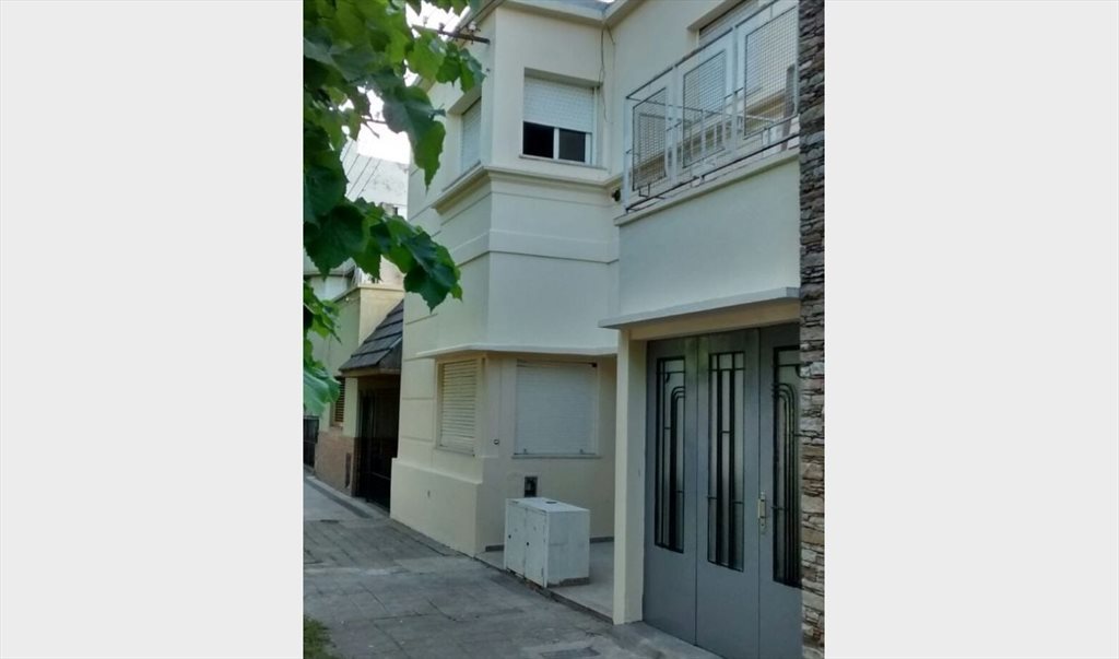 Habitaciones a 50mt Hospital Italiano La Plata - Avenida 51, La Plata