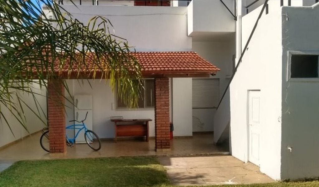 Habitaciones a 50mt Hospital Italiano La Plata - Avenida 51, La Plata