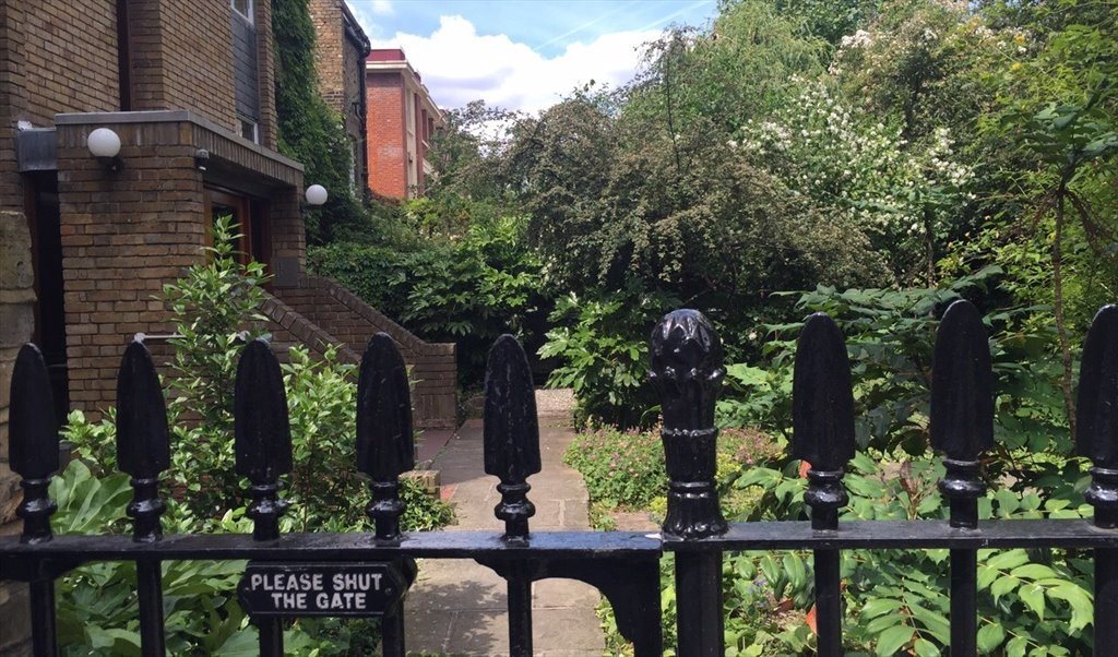 Room to rent in College Cross, Islington CHARMING ROOM IN ANGEL