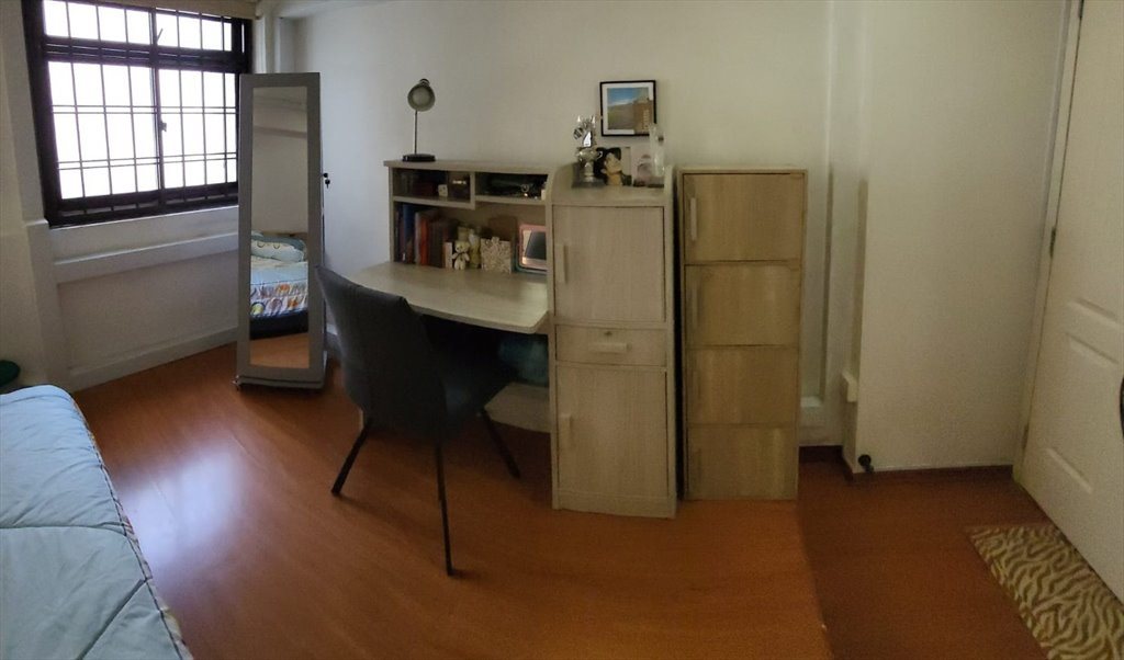 Room for rent in Yishun Avenue 3, Yishun Master bed room with a