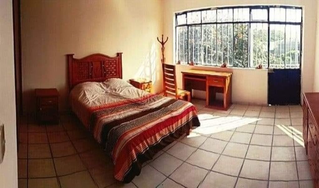 Se Busca ROOMIE en Casa Frente UNIVERSIDAD CUCSH - Calle Guanajuato,  Artesanos | Roomgo