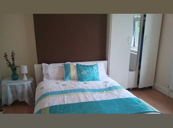 Roomgo UK - double room two  min to man university, Moss Side - £650 pcm