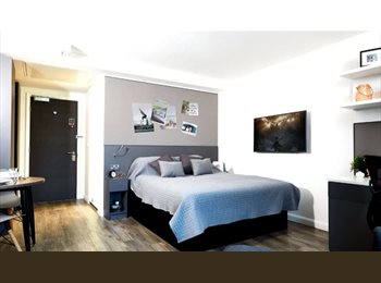 Roomgo UK - Deluxe Room Available for Takeover at Vita Student Circle Square – City Centre Manchester, Ardwick Green - £1,672 pcm