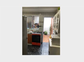 CompartoDepto CL - Habitación con baño en Cerro Concepción, Valparaíso - CH$215.000 por mes