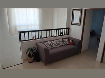 Roomgo MX - RENTO HABITACION GRANDE para Señoritas Profesionistas o Estudiantes., Querétaro - MX$3,000 por mes