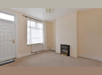 Roomgo UK - Last Room Remaining! Great Location, Park Hill - £560 pcm