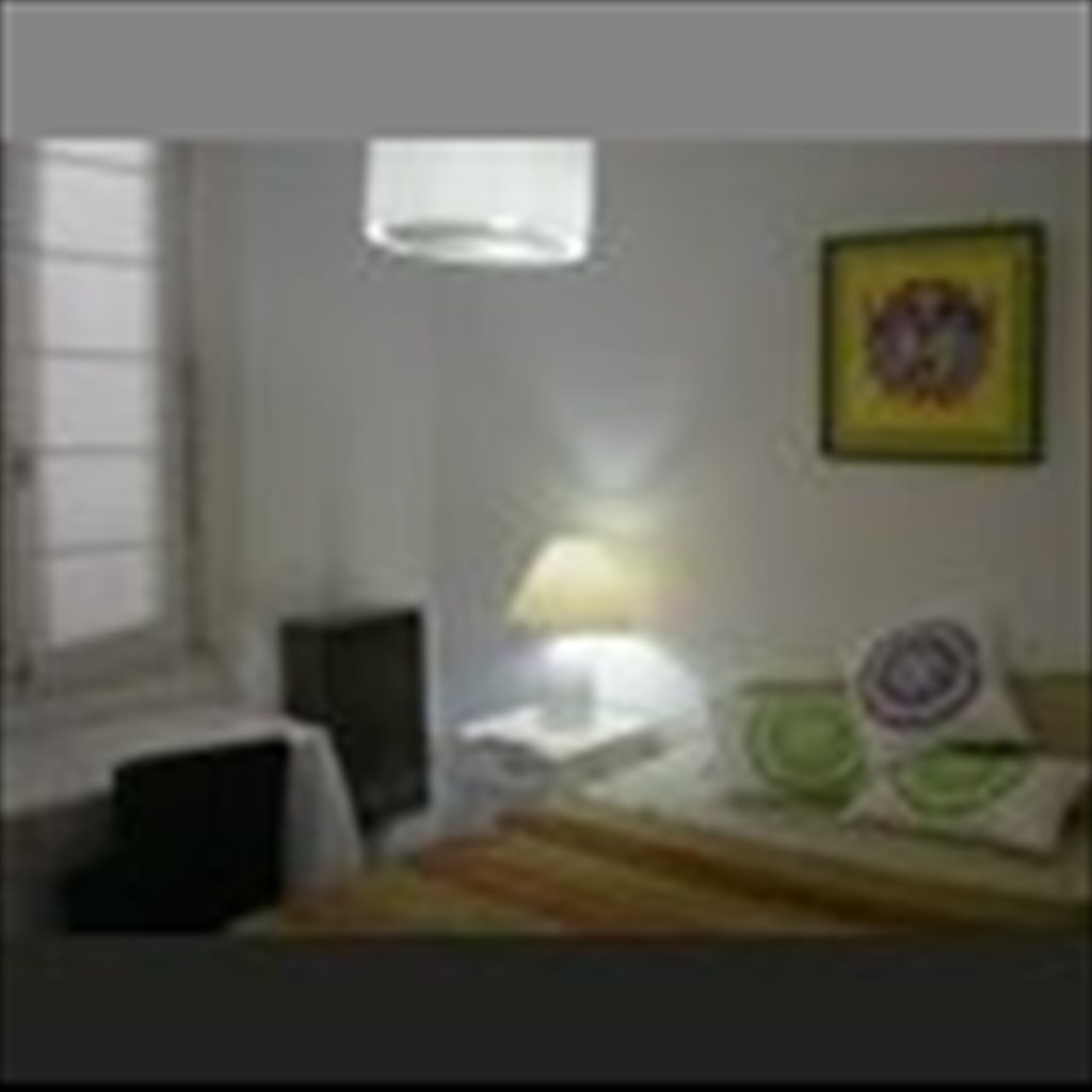 Cálidas y Luminosas Habitaciones en Edificio Histórico - México, Comuna 1 | Roomgo - Image 8