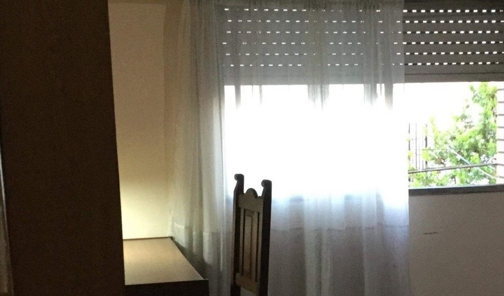 Habitación privada, 350.000 todo incluído. - Evaristo Carriego, Comuna 7 | Roomgo - Image 2