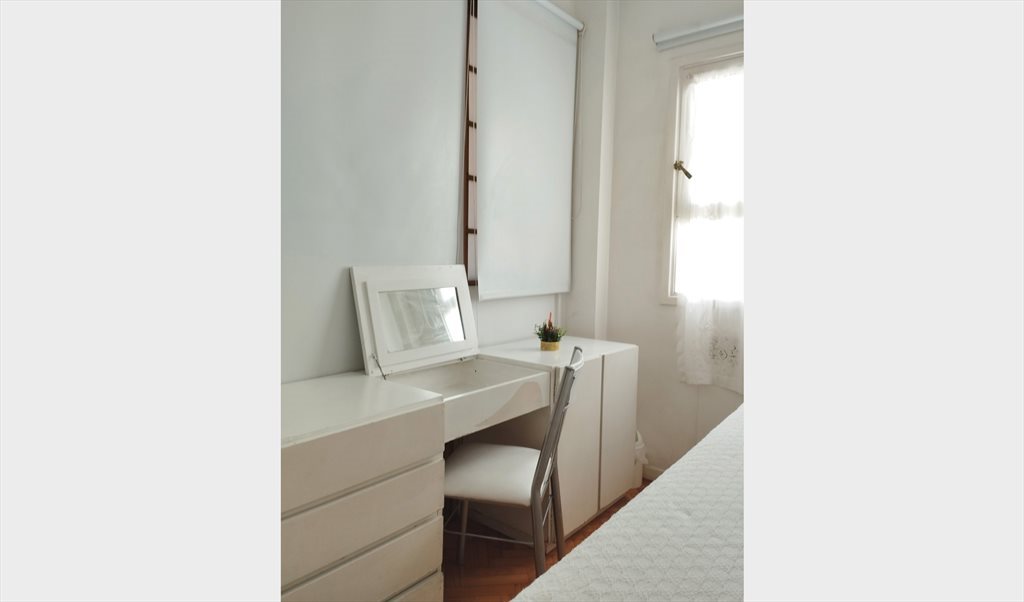 Habitación Privada.Excelente ubicación.Luminosa. 2 Baños. - Avenida Cabildo, Colegiales | Roomgo - Image 3