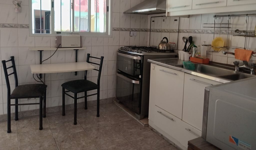 Habitación con baño privado y cocina - Doctor José Ingenieros, Vicente López | Roomgo - Image 4