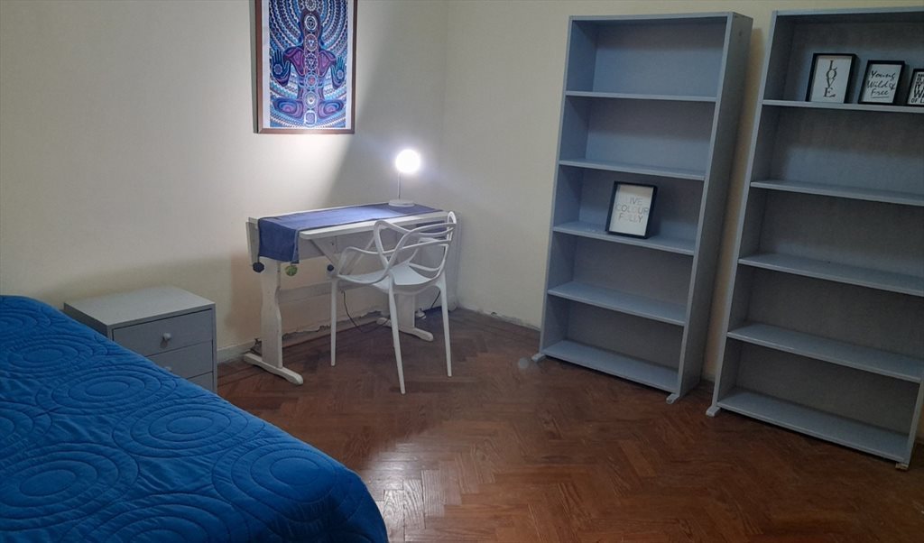 1 HABITACION INDIVIDUAL EN CONFORTABLE VIVIENDA - Calle 6, La Plata | Roomgo - Image 4