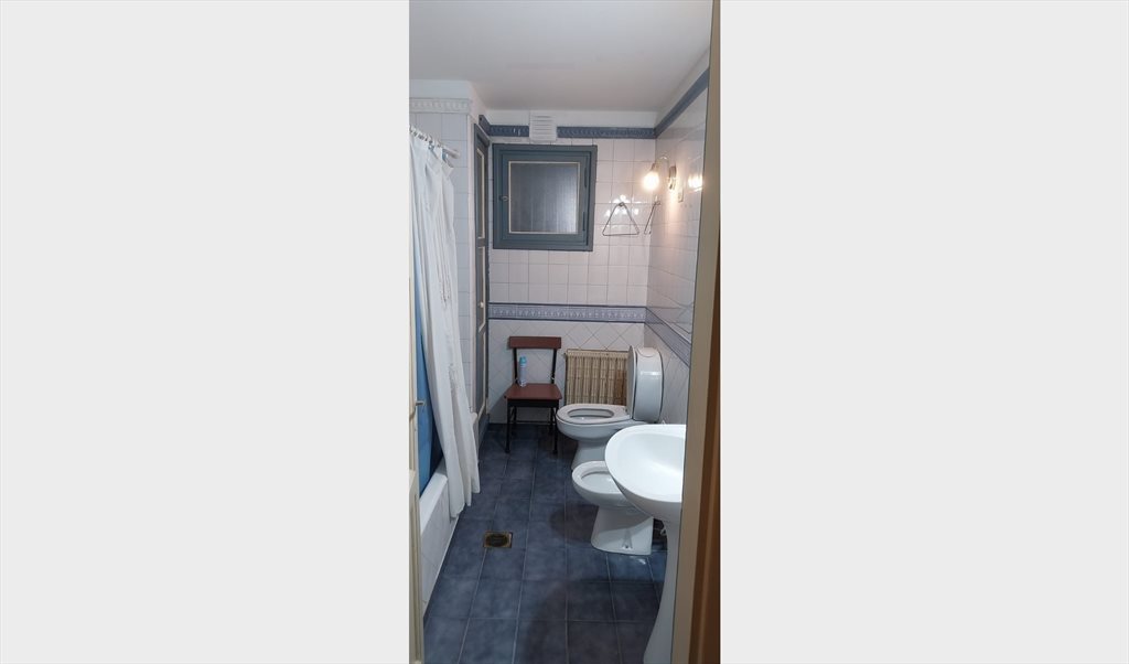 Habitación amplia con baño privado. - Paso de los Andes, Córdoba | Roomgo - Image 5