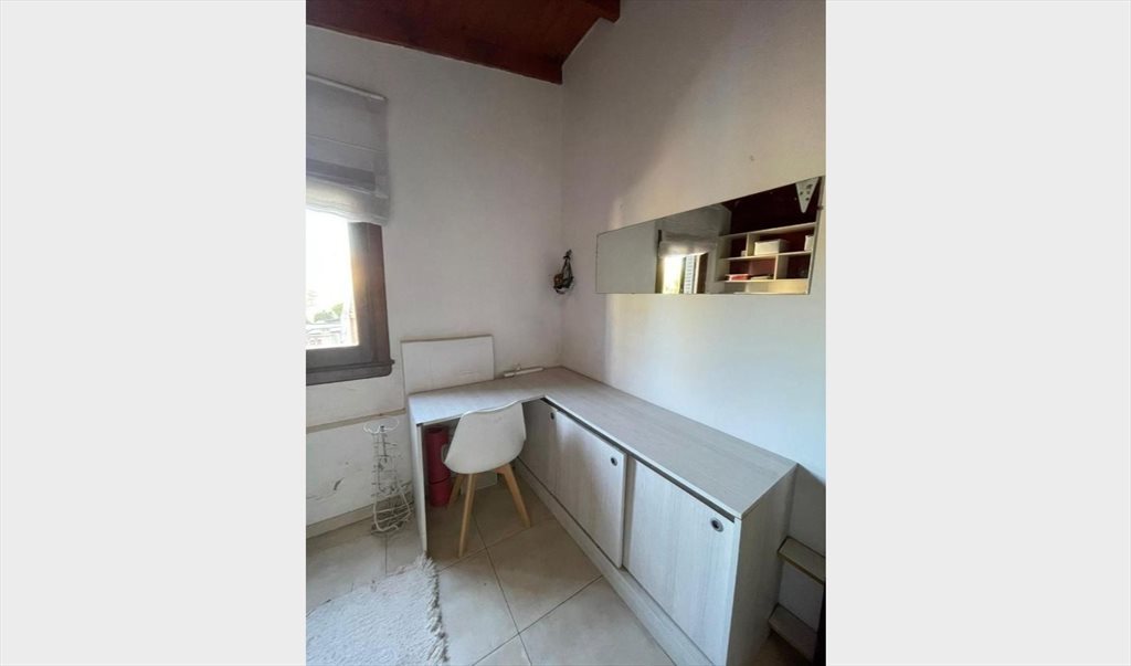 Hab. muy luminosa en casa tranquila en Palermo para mujer - Julián Álvarez, Comuna 15 | Roomgo - Image 8