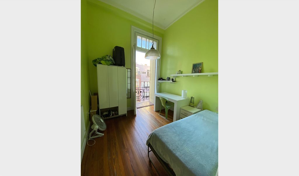 Habitacion con balcón en edificio histórico - México, Comuna 1 | Roomgo - Image 3