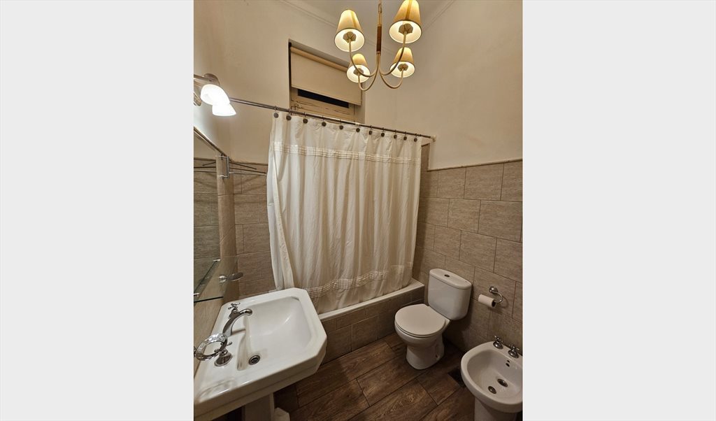 Habitación individual - Adolfo Alsina, Comuna 1 | Roomgo - Image 3