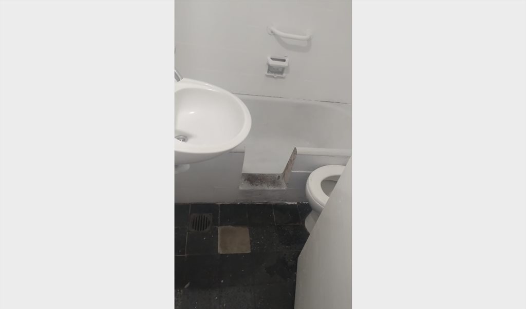 Departamento de 3 ambientes en alquiler – Combate de los Pozos al 900 - Combate de los Pozos, Comuna 3 | Roomgo - Image 4