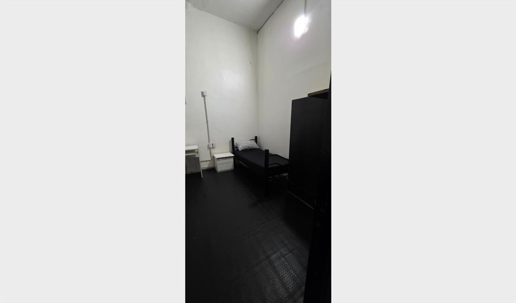 CASA DE HUESPEDES - Avenida Callao, Comuna 1 | Roomgo - Image 7