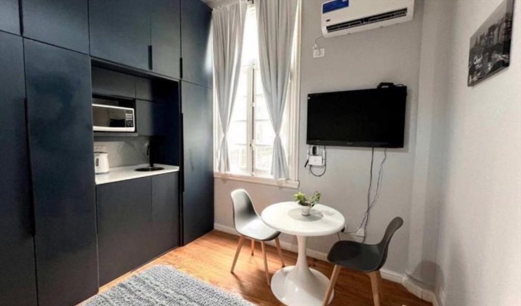 Estudio céntrico y luminoso - Avenida Córdoba, Comuna 1 | Roomgo - Image 2