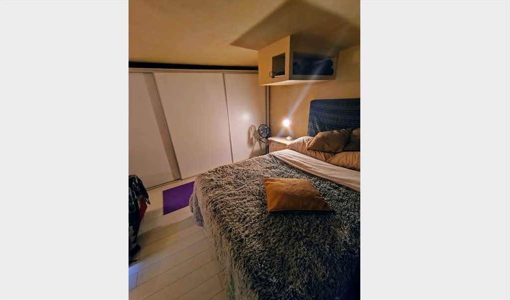 hermosa habitacion con amplia ventana y workstation - Perú, Comuna 1 | Roomgo - Image 2