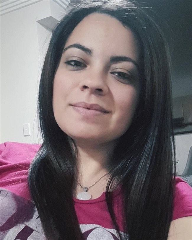 Laura - Profesional - Mujer - Buenos Aires - Image 1