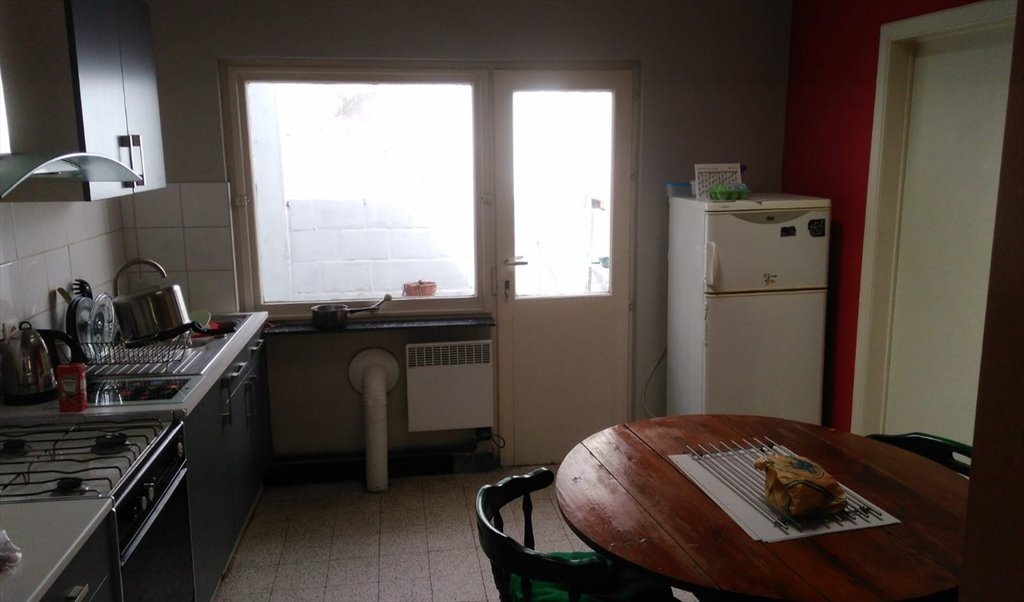 Colocation à Rue du Pot d'Etain, Tournai - Chambre meublée dans collocation de 3 disponible | Appartager - Image 4