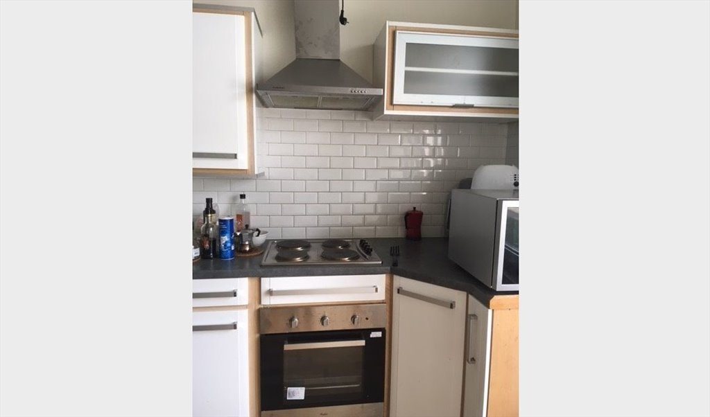 Colocation à Rue Vanderschrick, Porte de Hal - Chambre d'étudiante/jeune active dans la maison de maître | Appartager - Image 3