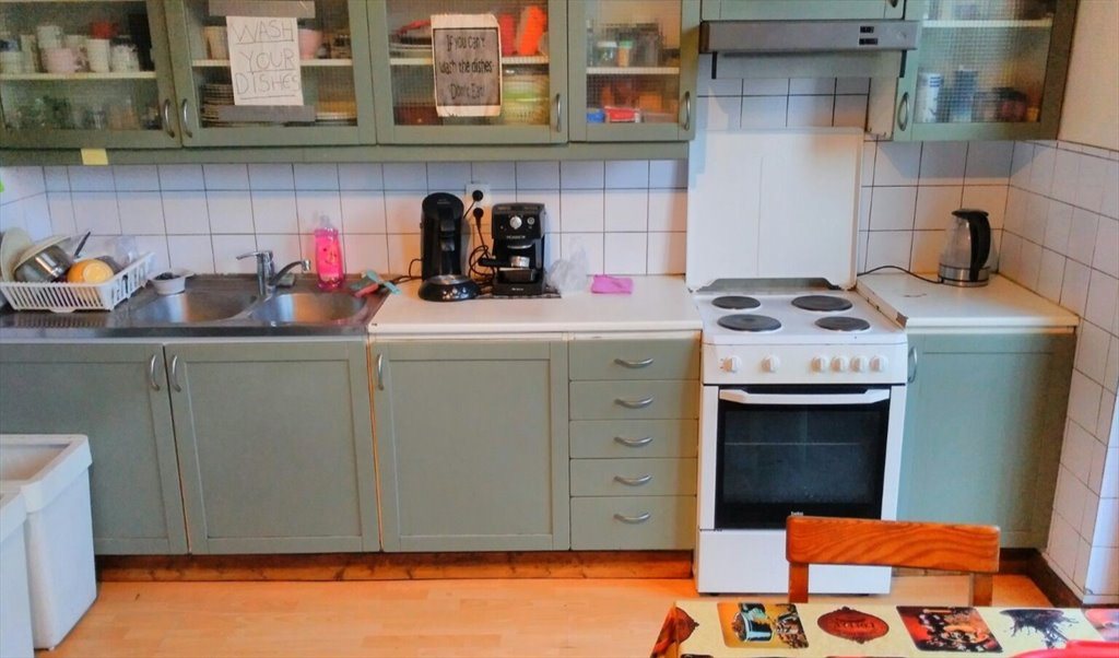 Colocation à Rue Fontainas, Saint-Gilles - Cosy room in original community house | Appartager - Image 4