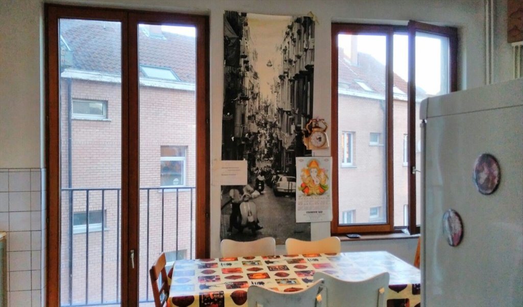 Colocation à Rue Fontainas, Saint-Gilles - Cosy room in original community house | Appartager - Image 7