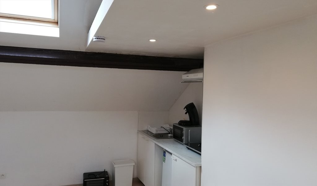 Colocation à Rue Fik Guidon, Korenbeek - Studio rénové et meublé à louer | Appartager - Image 3