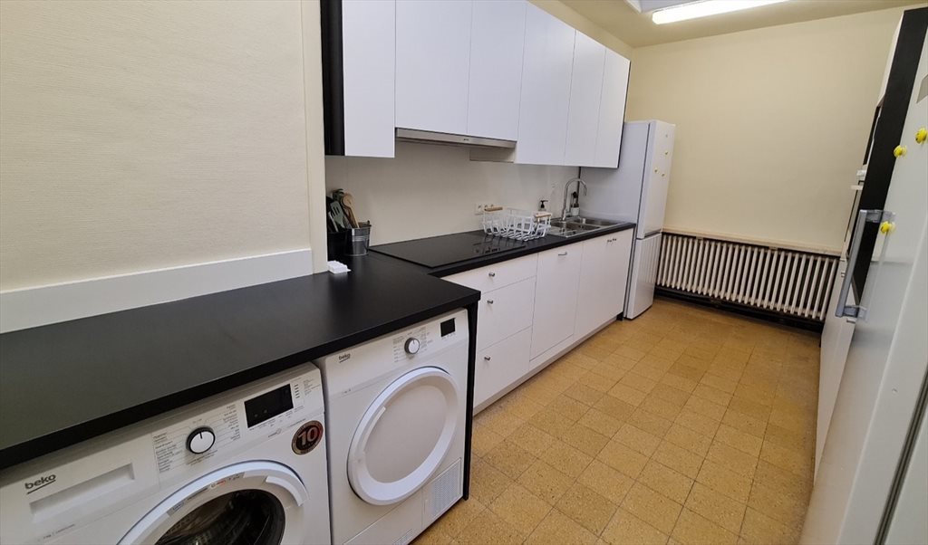 Colocation à Rue d'Italie, Charleroi - Superbe Maison en Face de l'Université | Appartager - Image 3