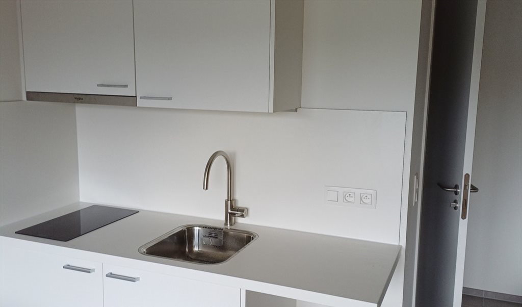 Colocation à Rue des Matériaux, Cureghem Rosee/Kuregem Dauw - Studio meublé, campus Kaai Erasmus | Appartager - Image 3