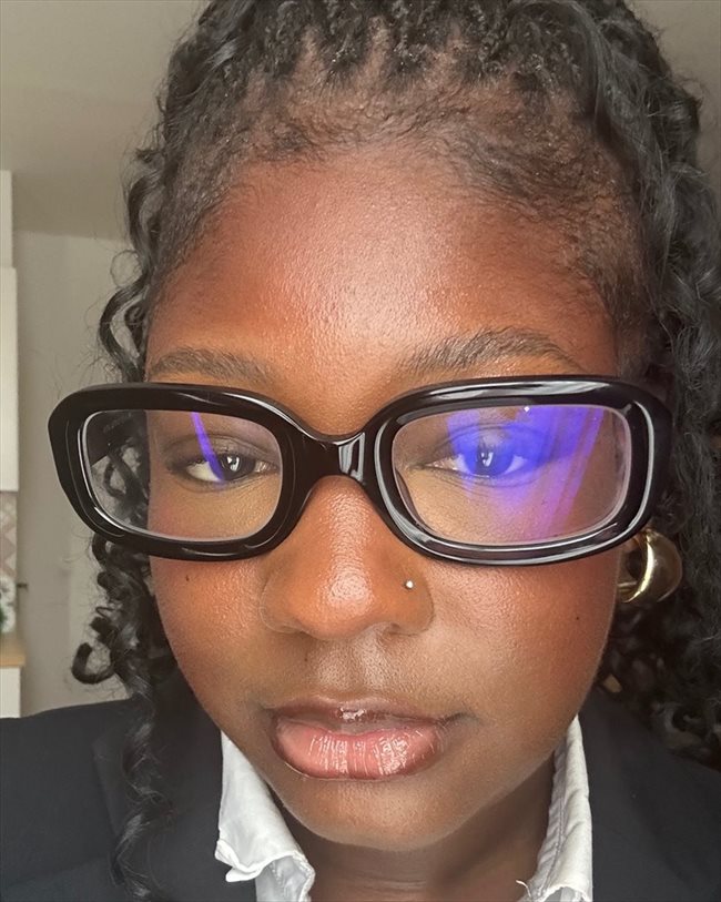 Ketia - Salarié - Femme - Saint Gilles Sint Gillis - Image 1