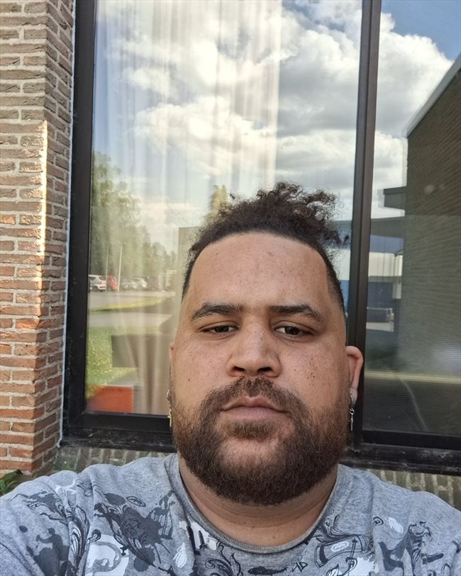 Michael Anthony  - Occupation non spécifiée - Homme - Bruxelles - Image 1