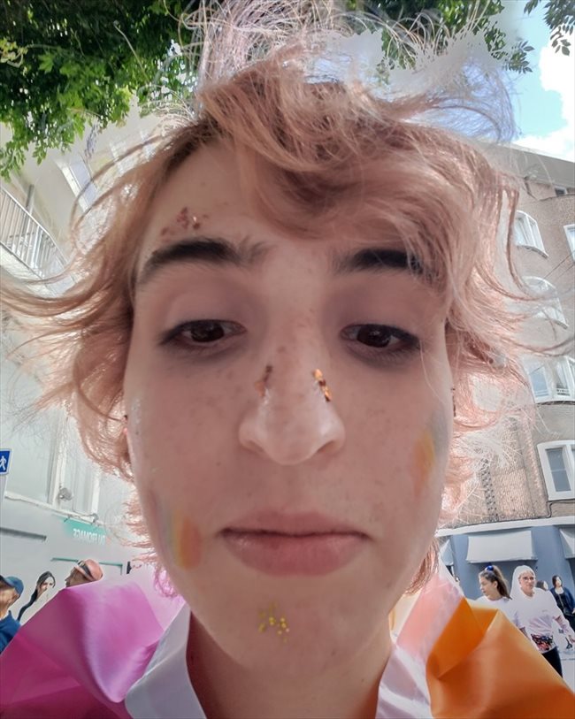 Céleste - Etudiant - Femme - Etterbeek - Image 1