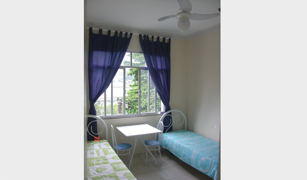 Quarto/Vaga ao lado da UFF, centro - Niteroi - Quartos em Avenida Visconde do Rio Branco, Sao Domingos | Roomgo - Image 2
