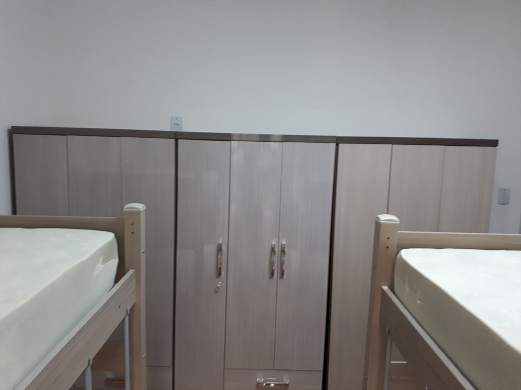 Casa de ambiente familiar - Quartos em Rua José Bento Ferreira Rocha, Liberdade | Roomgo - Image 5