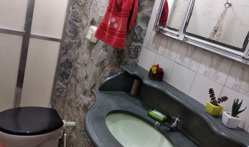 Quarto individual ou compartilhado p/moça no Floresta/Centro/Área Hospitalar - Quartos em Avenida Francisco Sales, Floresta | Roomgo - Image 2