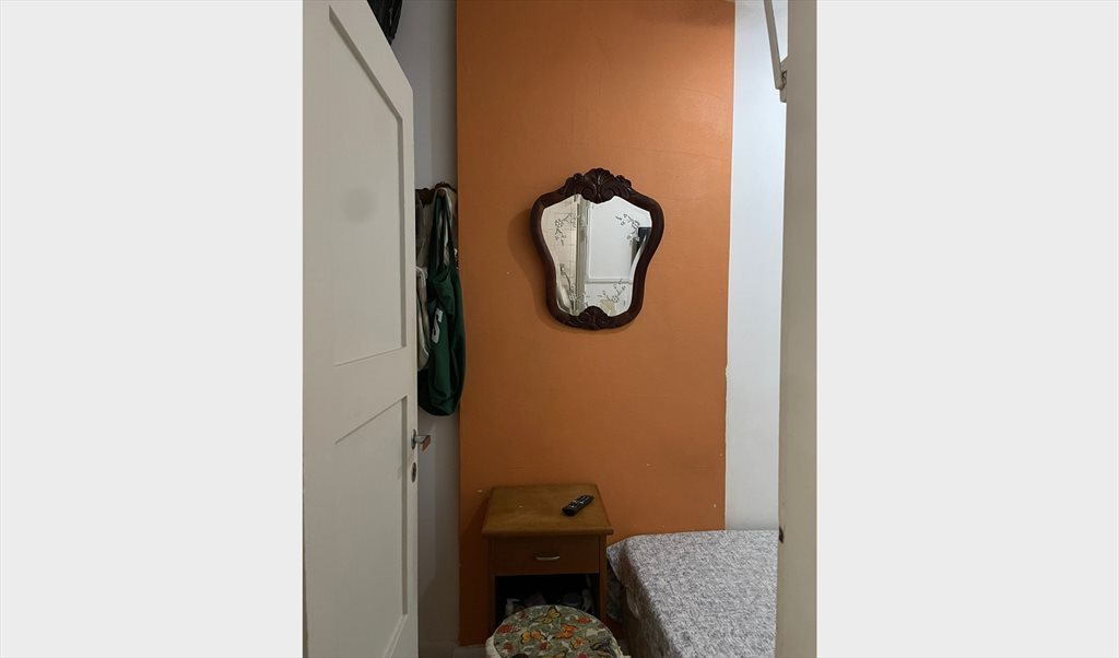Alugo quarto fixo para moças ambiente familiar - Quartos em Rua Barão da Torre, Ipanema | Roomgo - Image 5