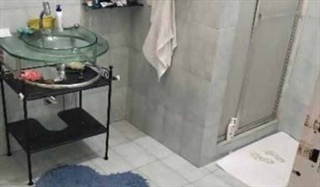 Confortavel 3 quartos Copacabana,Cantagalo metro - Quartos em Rua Barata Ribeiro, Copacabana | Roomgo - Image 5