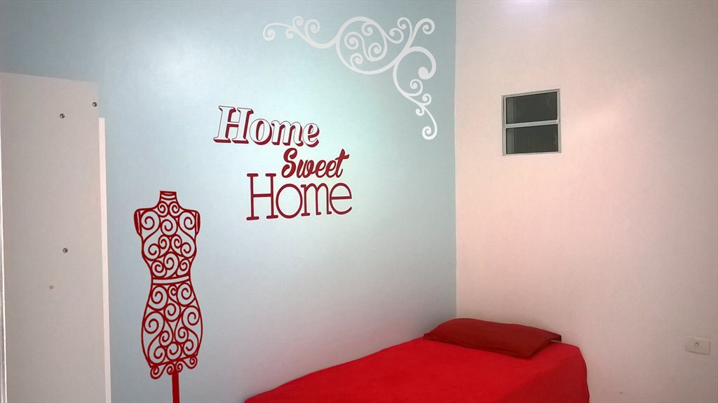 Suites individuais - Permite visitas-Com entradas indepedentes - Quartos em Rua Ernesto Brodella, Vila Universitaria | Roomgo - Image 3