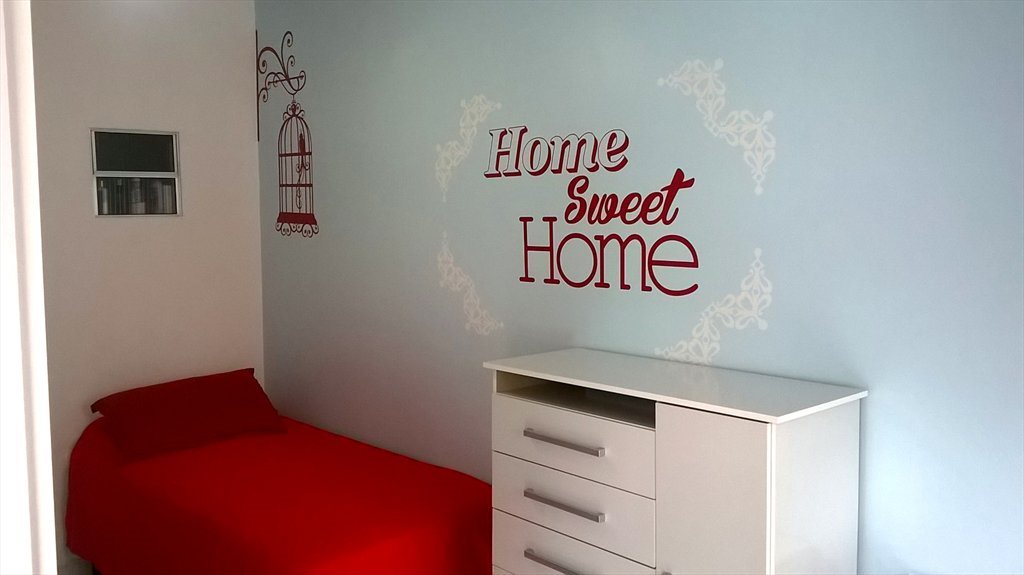 Suites individuais - Permite visitas-Com entradas indepedentes - Quartos em Rua Ernesto Brodella, Vila Universitaria | Roomgo - Image 5