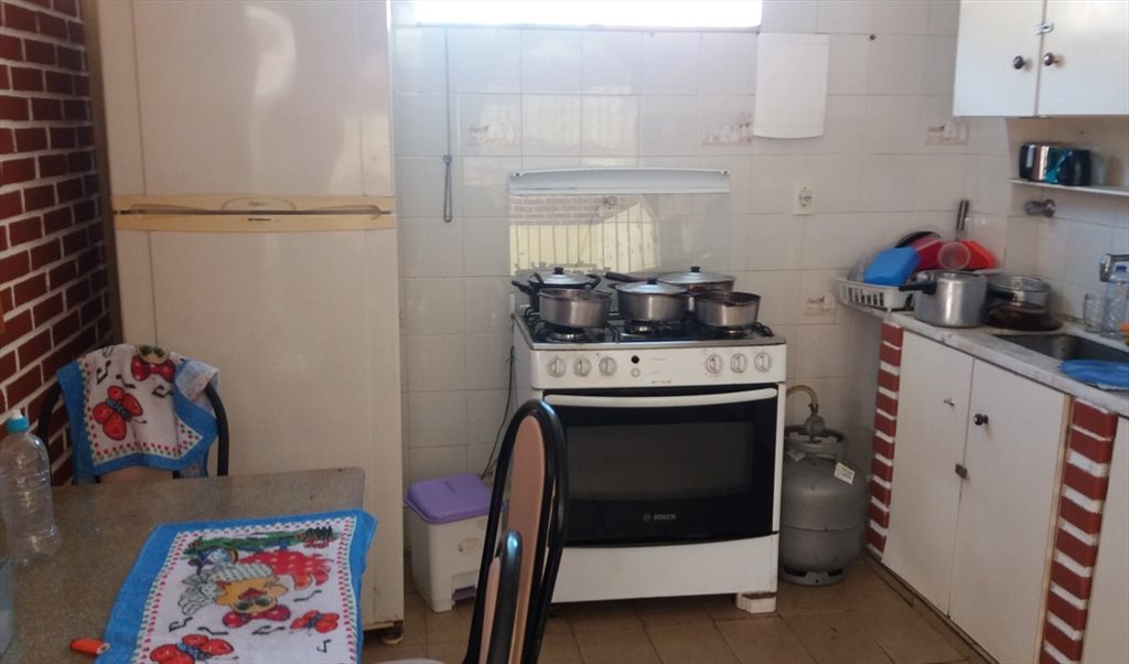 SUÍTES MOBILIADAS - PAMPULHA - Quartos em Rua Capitão Leonidio Soares, Planalto | Roomgo - Image 3