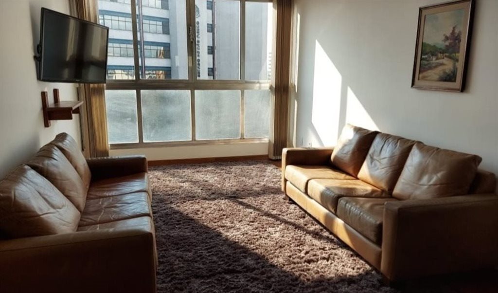 Aluga-se quarto individual para moça no centro da Lapa - Quartos em Rua Roma, Lapa | Roomgo - Image 3